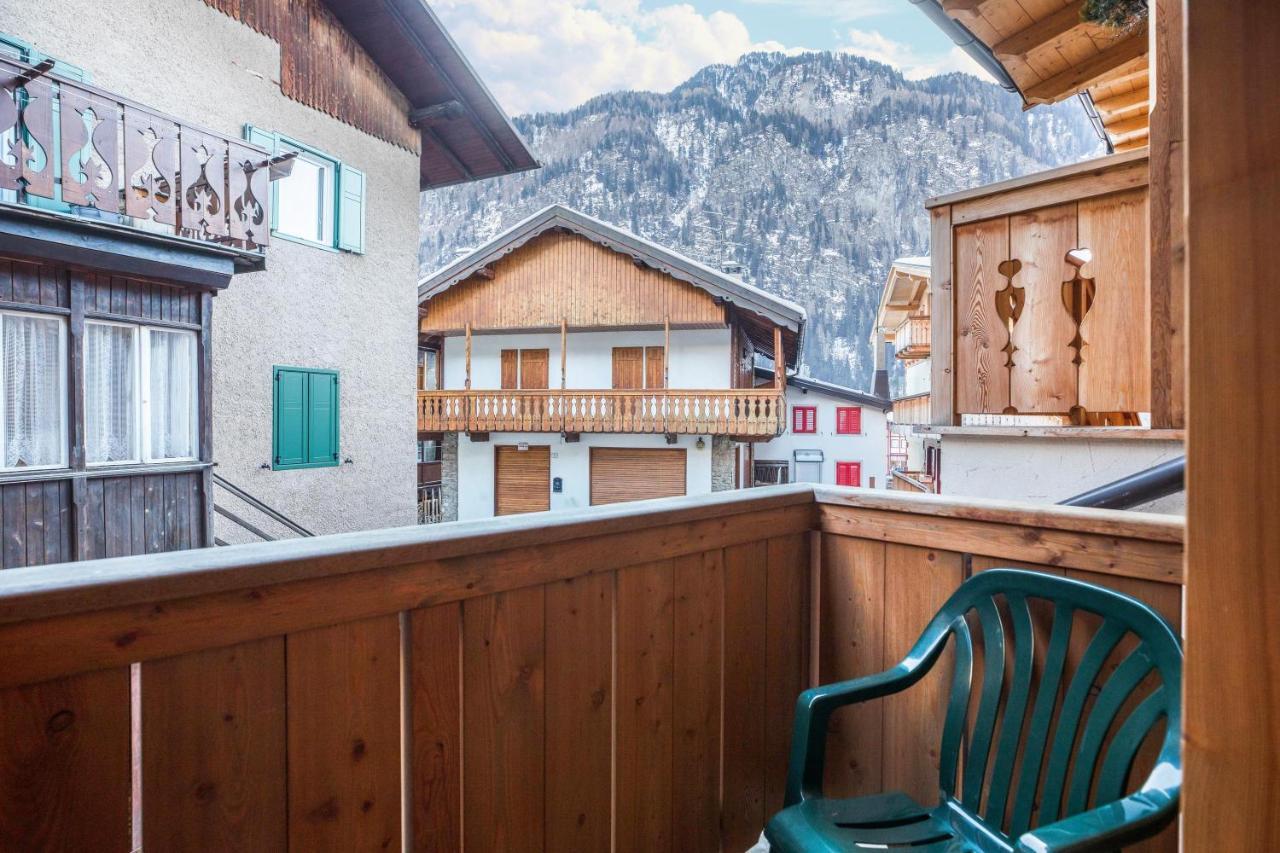 Chalet Osmar Suite 2 Campitello di Fassa Esterno foto